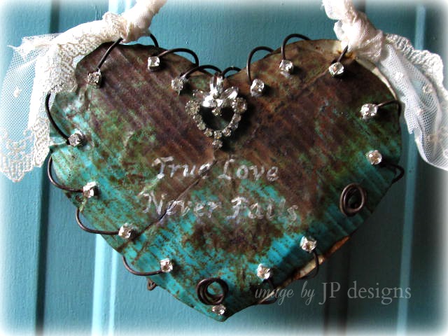 a rusty teal heart and how to transfer a design with chalk, chalk paint, crafts, painting