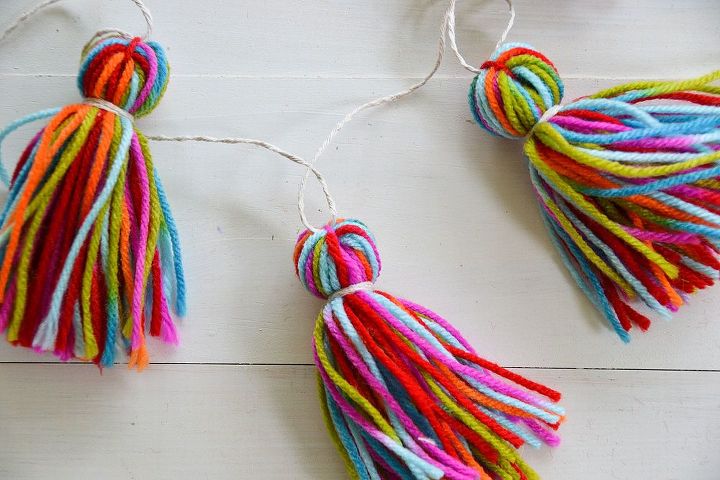 yarn tassel garland, crafts