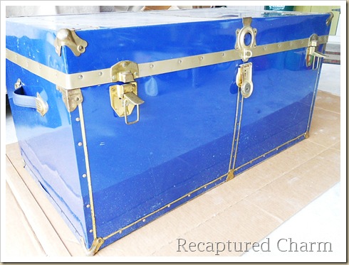 old blue metal trunk makeover, painted furniture, repurposing upcycling, The original Blue Metal Trunk
