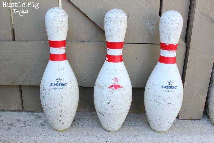 bowling pin ghosts, crafts, halloween decorations, painting, seasonal holiday decor, The before shot of my old bowling pins