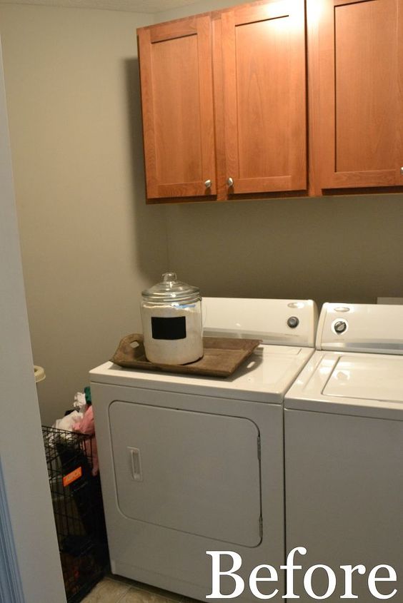 laundry room makeover, doors, home decor, laundry rooms, Before Blah