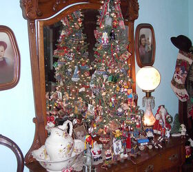 i love decorating our 1895 queen anne victorian for christmas with 12 trees, christmas decorations, seasonal holiday decor, wreaths, Tree in guest bedroom