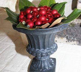 five minute or less christmas decorating idea, christmas decorations, seasonal holiday decor, You could use any color or combination of colors So easy it made me dance