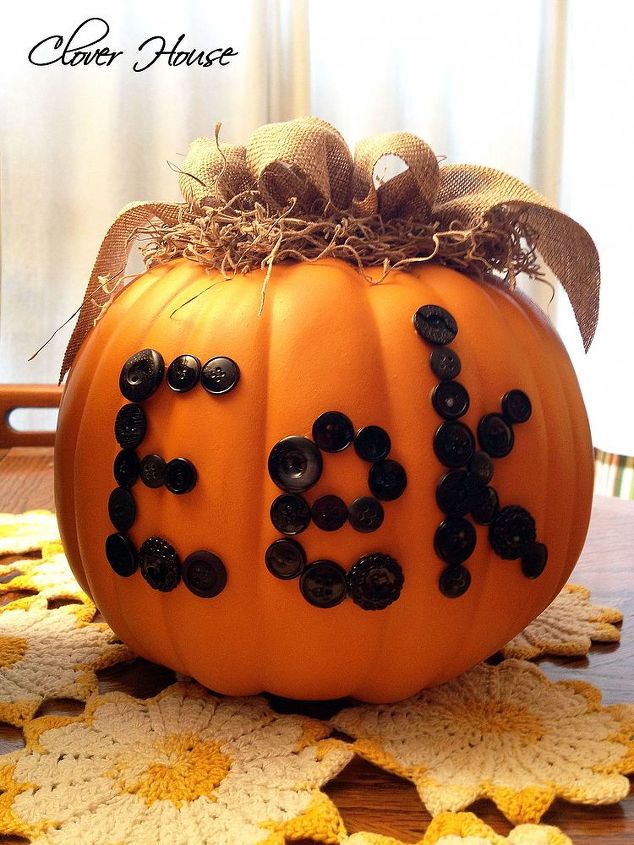 buttons and burlap pumpkins, seasonal holiday decor, Eek 32 buttons