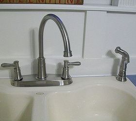 i have an off white porcelain sink with a few nicks and chips, you can see it s off white I want it to be white or maybe black Just anything other than it is now
