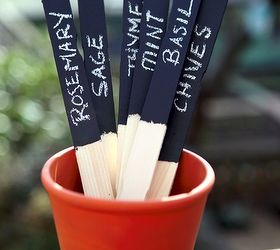 chalkboard paint plant markers, chalkboard paint, crafts, gardening, Let your wooden sticks dry and use your chalk to make your labels Stop by the blog for tips on how to prime your sticks before you write on them
