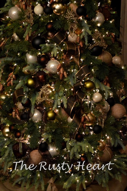 christmas tree, christmas decorations, seasonal holiday decor