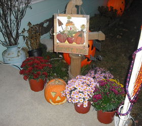 my halloween decorating so far, curb appeal, flowers, halloween decorations, seasonal holiday decor, Before I had stalks and wood boxes w flowers in