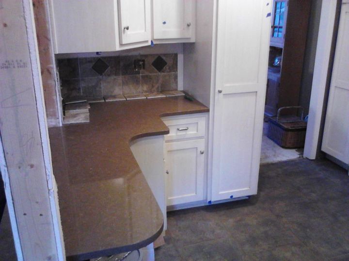 small kitchen remodel makes gives more function, home improvement, kitchen design, Wasted space now beautiful