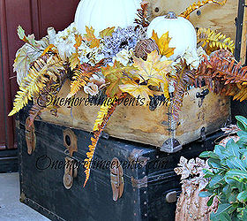heath and home fall decorations, seasonal holiday d cor, wreaths, Old Carpenter s tool box file with a Fall Arrangement