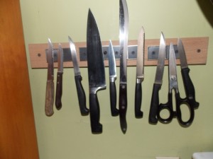 our homemade magnetic knife rack, cleaning tips