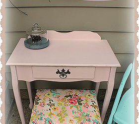 come see the transformation of this garage sale vanity into a vintage beauty, garages, painted furniture, vintage vanity
