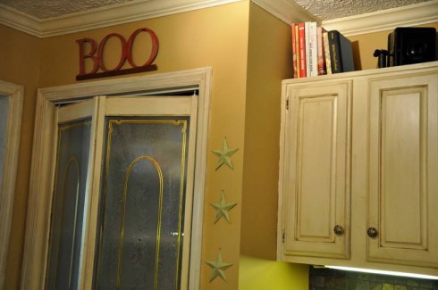 adding personality to pantry doors, closet, doors, home decor, window treatments, Here s how the doors looked before like they came straight out of the 90 s