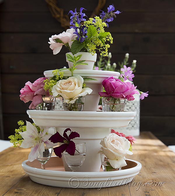turn you leftover terracotta pots into a centerpiece for your table, crafts, home decor, repurposing upcycling, choose the flowers to match your table and your color scheme