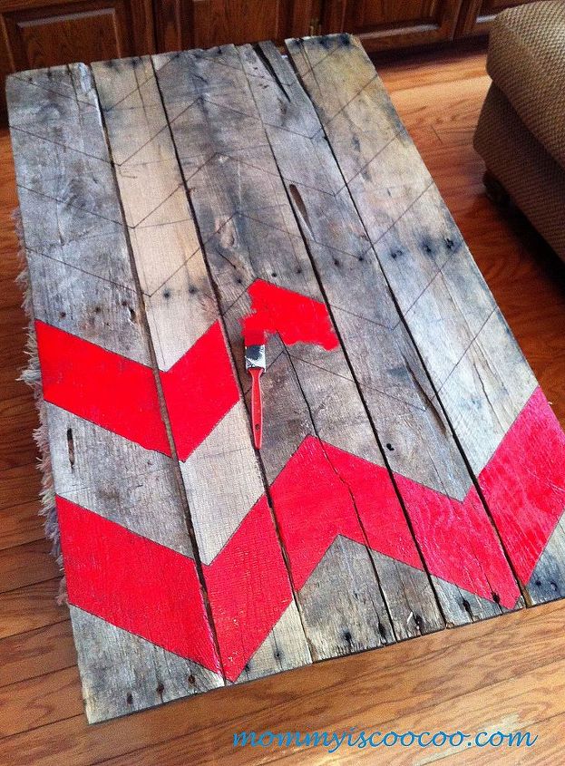 how to make a chevron pallet ornament christmas tree, crafts, pallet, seasonal holiday decor, Use my EASY to understand Chevron tutorial to draw the chevron pattern on your pallet