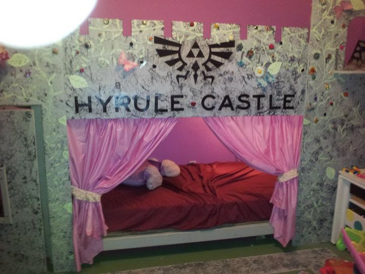 legend of zelda inspired her room, bedroom ideas, home decor, Her bed with canopy curtains for privacy