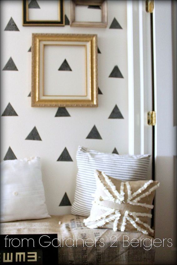easy niche update diy triangle faux wallpaper, bedroom ideas, home decor, wall decor