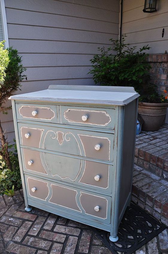 quirky to quaint little dresser, chalk paint, painted furniture