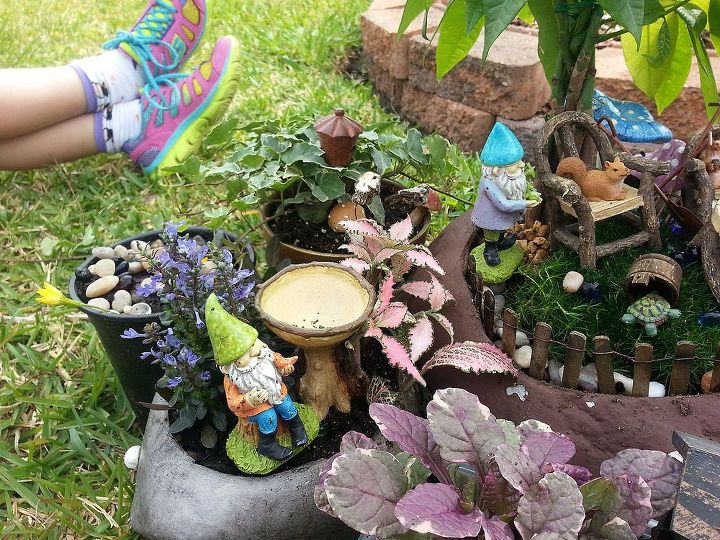our gnome garden 2013, container gardening, gardening, last close up