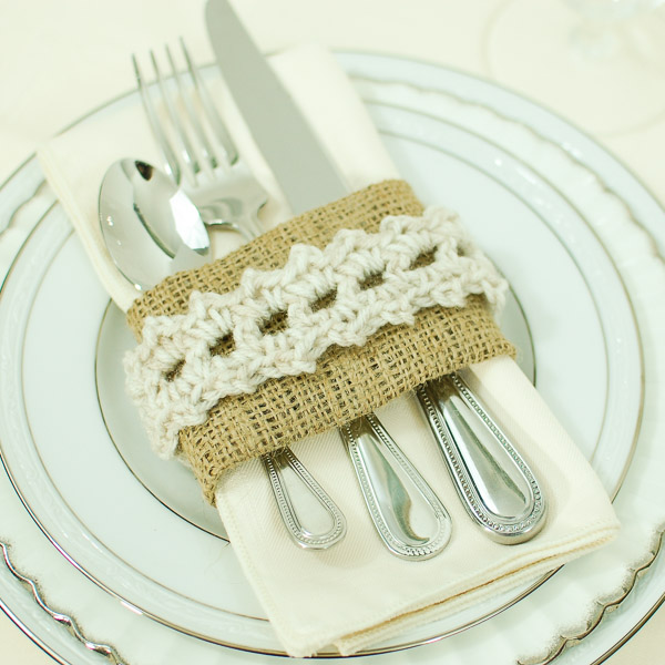 burlap and lace place settings, crafts, seasonal holiday decor