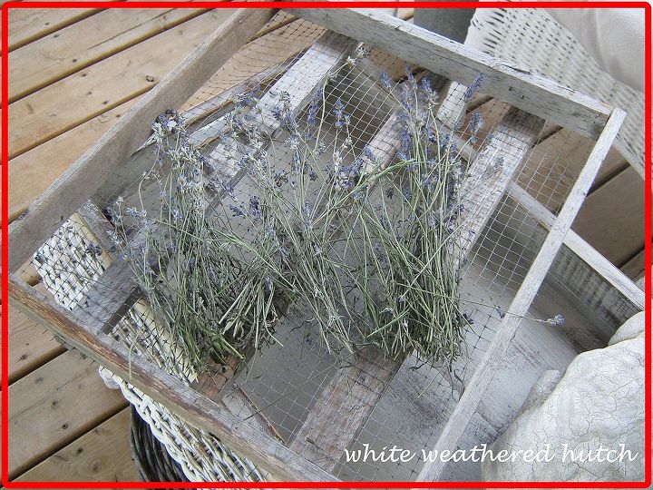 diy herb drying rack, crafts, gardening, pallet, Drying Lavender