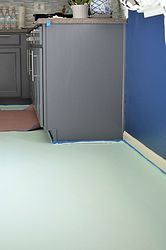 diy painted and stenciled linoleum floor