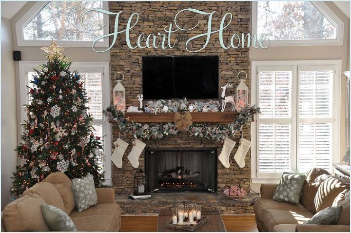 christmas in the living room, christmas decorations, living room ideas, seasonal holiday decor, Adding a couple of stenciled snow flake pillows also helps carry the theme