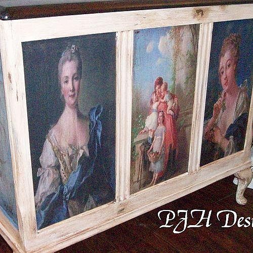 i ve gone old world with this piece hope you like it as much as i do, home decor, painted furniture, Old World refurbished blanket chest