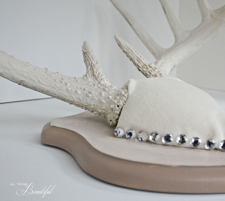 diy blingy antlers, bedroom ideas, crafts, home decor, repurposing upcycling