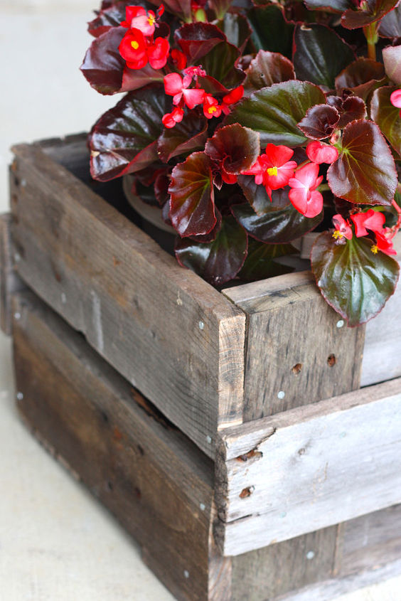 diy pallet planter box, gardening, woodworking projects, My Pallet Planter Box