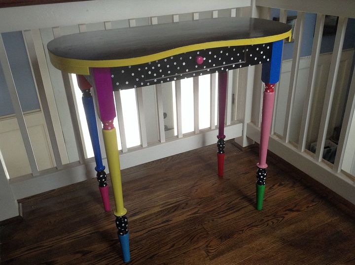 curb side table came to life again, painted furniture