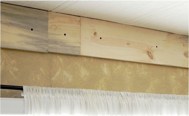 wood wall boarder, wall decor, Using 1x 10 boards
