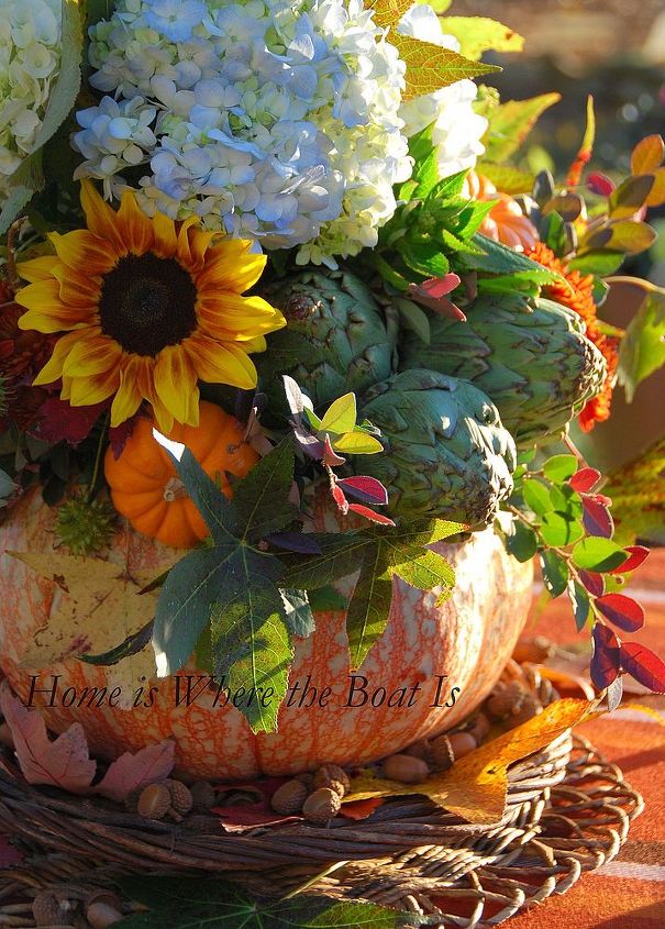 a pumpkin vase centerpiece for thanksgiving, seasonal holiday d cor, thanksgiving decorations