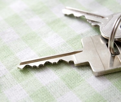 5 great places to hide a spare key, home security