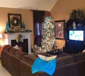 my home at christmas, christmas decorations, seasonal holiday decor, My family room
