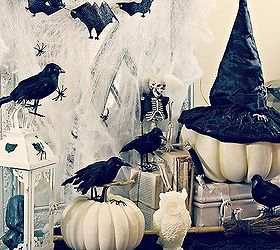 halloween vignette, halloween decorations, seasonal holiday d cor