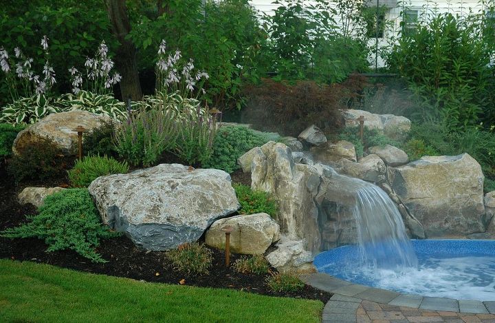 choosing between a pond and a spa, outdoor living, ponds water features, Spa Landscaping