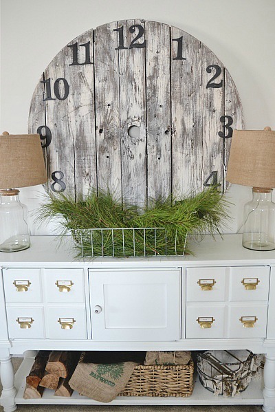 diy wood pallet clock, diy, home decor, how to, pallet, repurposing upcycling, woodworking projects