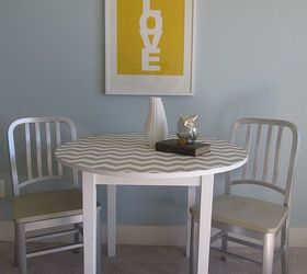 chevron table, home decor, painted furniture, The paint color of the chevrons were beige I hand painted the chevron but I m sure you could buy or make a stencil