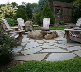 Natural Flagstone Patio & Fire Pit