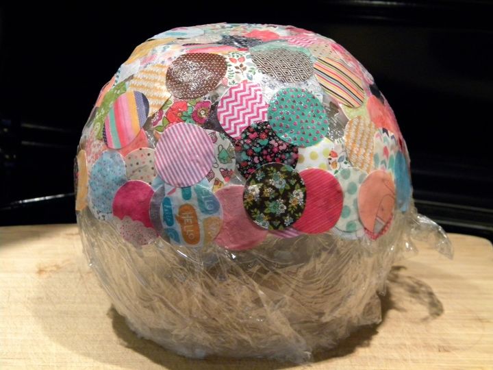 paper mache confetti bowl, crafts, decoupage, Use a bowl or other object as the form Cover it with plastic wrap so you can remove your paper mache bowl