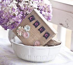 fun burlap canvas project, chalkboard paint, crafts, home decor, repurposing upcycling, For the third canvas I wrote the word LOVE out with chalkboard markers on the chalkboard flags