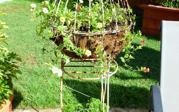 Gardening Wire planters and Hanging Baskets Transformation