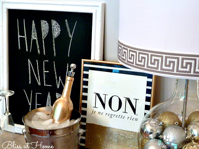 das frias lmpada da vspera de ano novo usando uma lmpada de vidro preenchvel, Uma maneira perfeita de dar as boas vindas a 2014