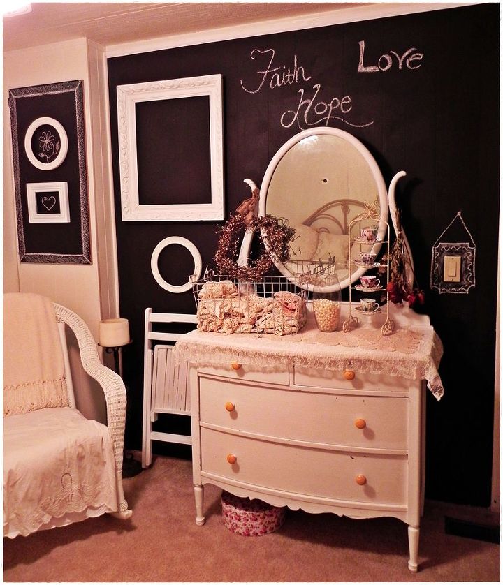 shabby room chalk board wall, bedroom ideas, chalk paint, doors, home decor, shabby chic, Shabby style room full of rescued furniture
