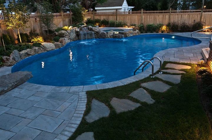 creating backyard retreats size doesn t matter, decks, outdoor living, patio, pool designs, spas, Pool Lighting