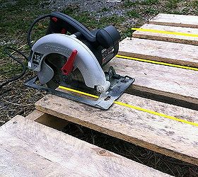diy pallet bookshelves, Set the depth of the circular saw to cut as deep as you can since you ll be cutting through the top board and the 2x4 supports on either side and in the middle