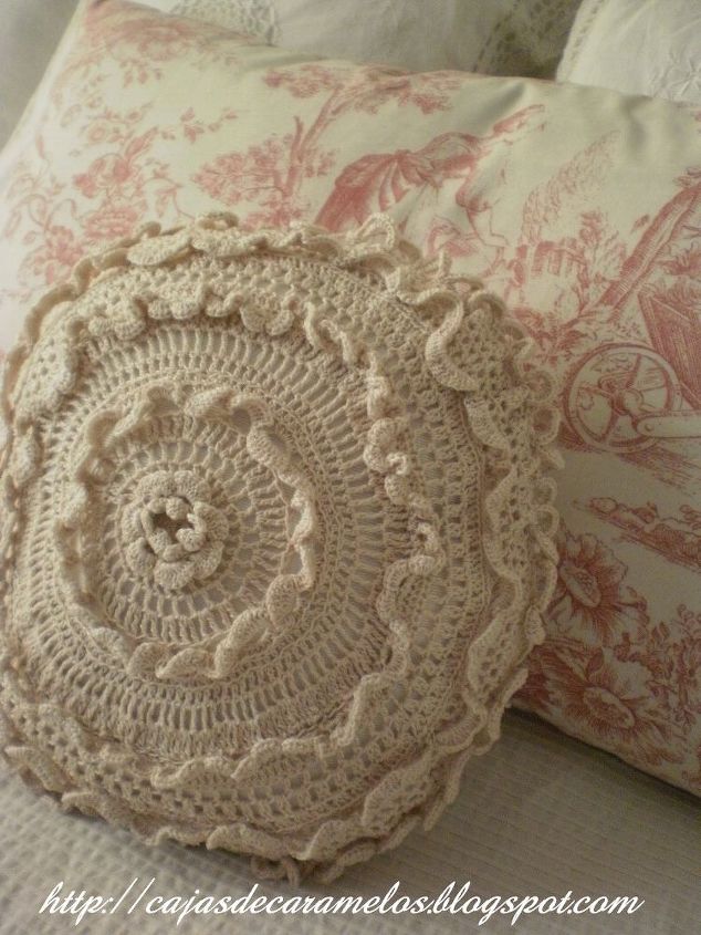 crochet shabby chic cushion, home decor, shabby chic