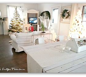 a not so perfect christmas tour, christmas decorations, seasonal holiday decor