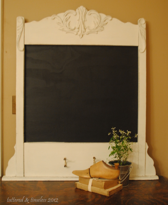 transforming old mirror frames, chalk paint, chalkboard paint, painting, repurposing upcycling